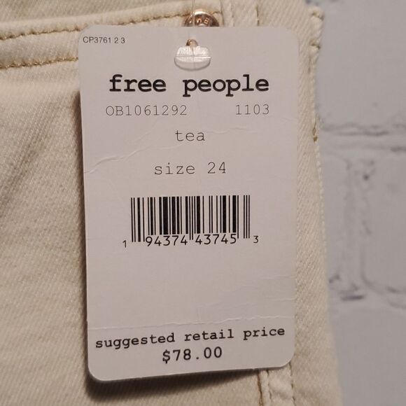 Free People high rise raw hem ivory jeans NWT size 24 - Picture 5 of 10